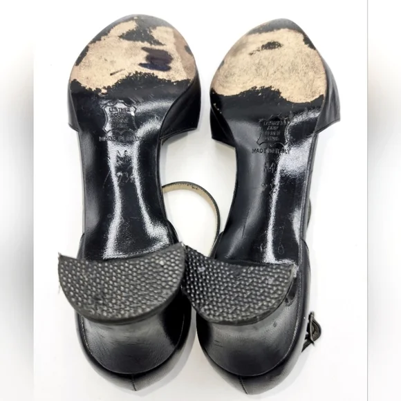 YVES SAINT LAURENT VINTAGE LEATHER T-STRAP ALMOND TOE MARY JANE SHOES BLACK 7.5